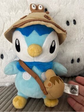 RARE Pokémon Center 2019 World Championships Explorer Piplup Plush Toy